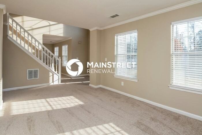 10878 Tara Village Way - Photo 4 of 15