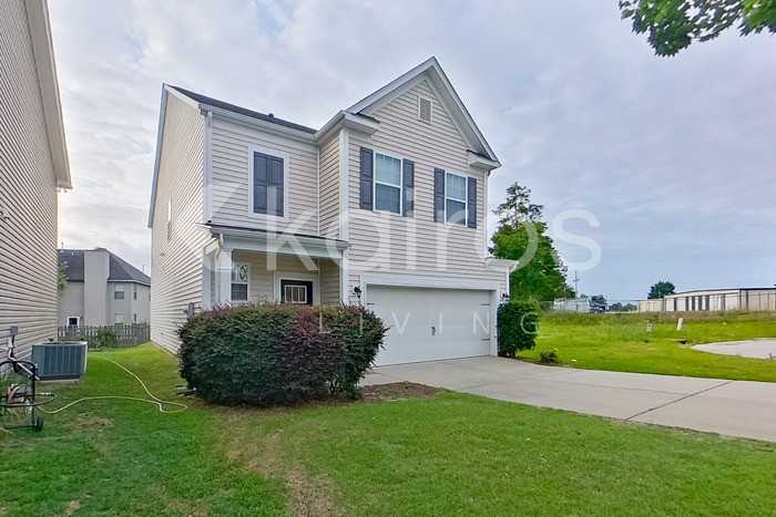 141 Whitton Ct - Photo 2 of 36