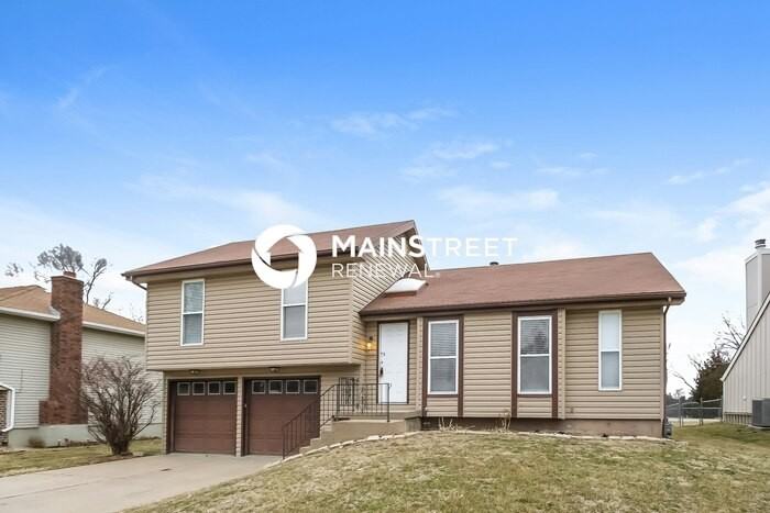 2020 High St - Photo 2 of 19