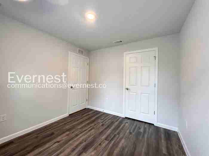 11 Postman Ln - Photo 7 of 19