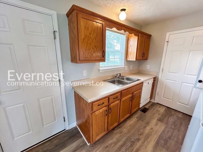 209 Loch Lomand Dr - Photo 6 of 25
