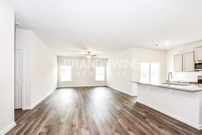 712 Patmore Dr - Photo 5 of 42
