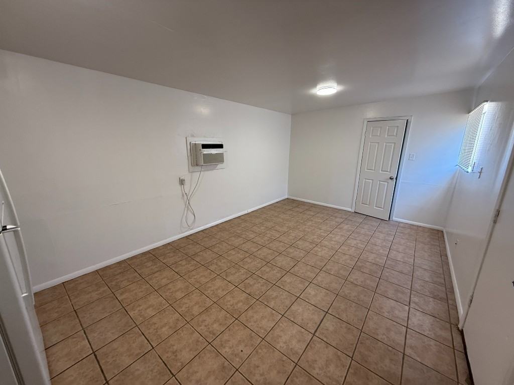 5359 W Osborn Rd - Photo 6 of 20