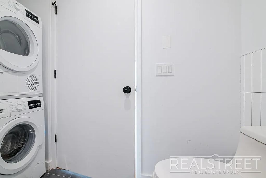 63 Lewis Ave #4E - Photo 6 of 7