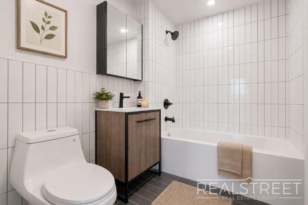 63 Lewis Ave #4E - Photo 7 of 7