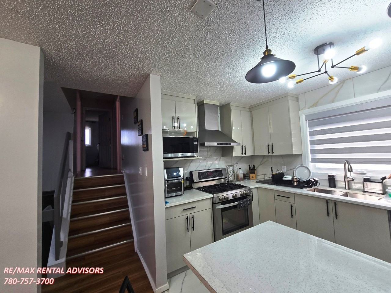 8309 158 Ave Nw - Photo 3 of 17