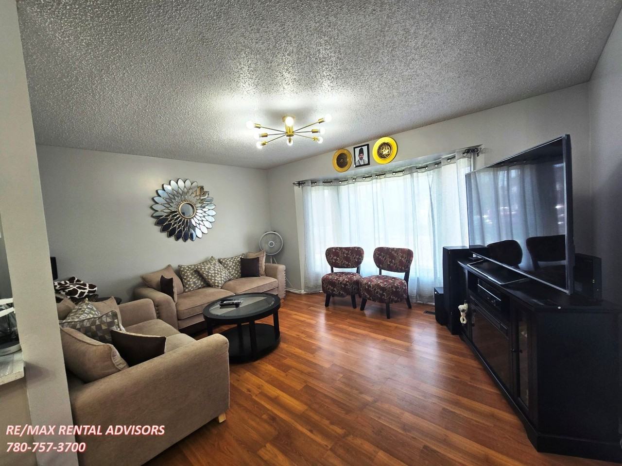 8309 158 Ave Nw - Photo 5 of 17
