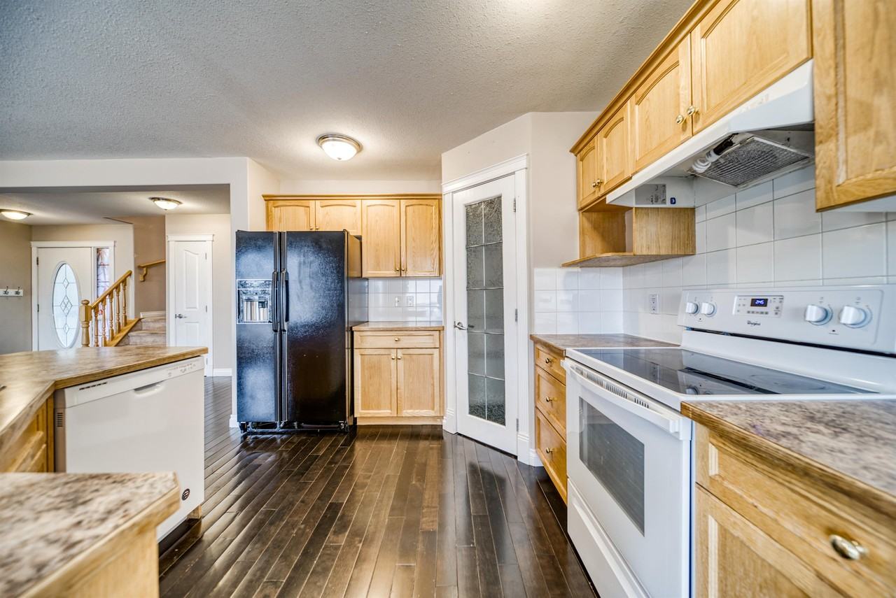 413 Bayside Pl Sw - Photo 4 of 26