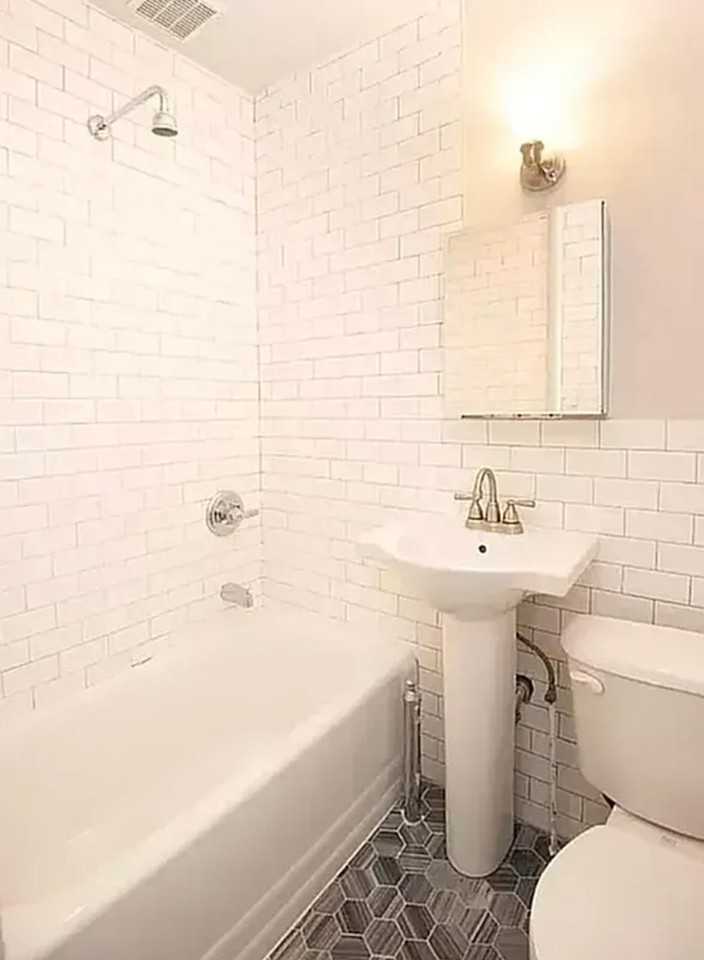 206 Saint Marks Ave #4C - Photo 6 of 8