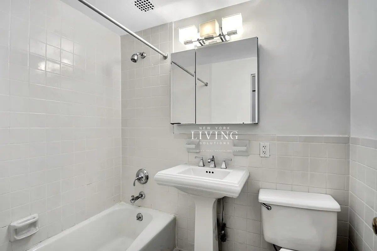 2nd Ave #5D - Photo 4 of 5