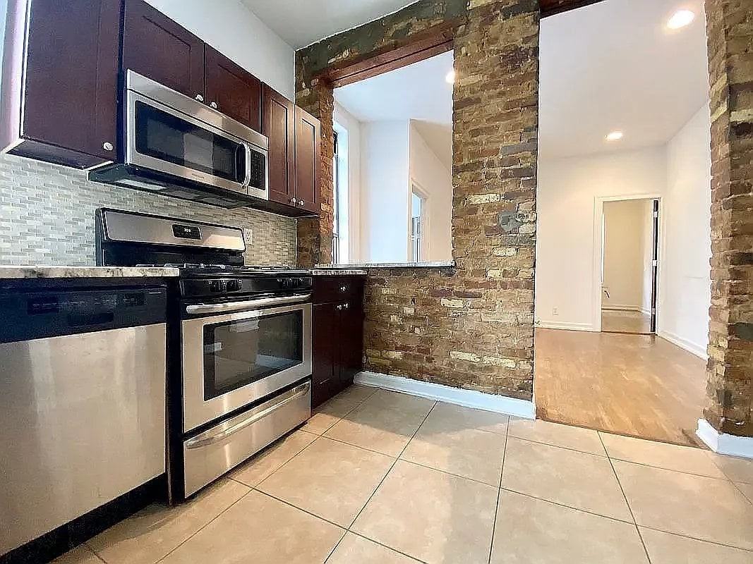 303 Broome St #5 - Photo 5 of 7