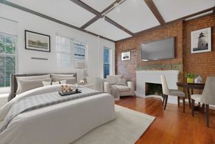 220 Sullivan St #5H - Photo 1 of 1