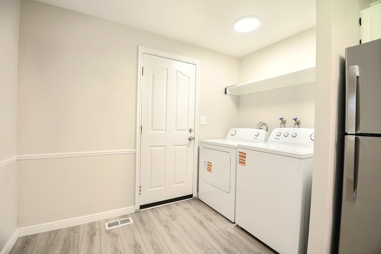 1428 N Porter Ave #1 - Photo 3 of 18