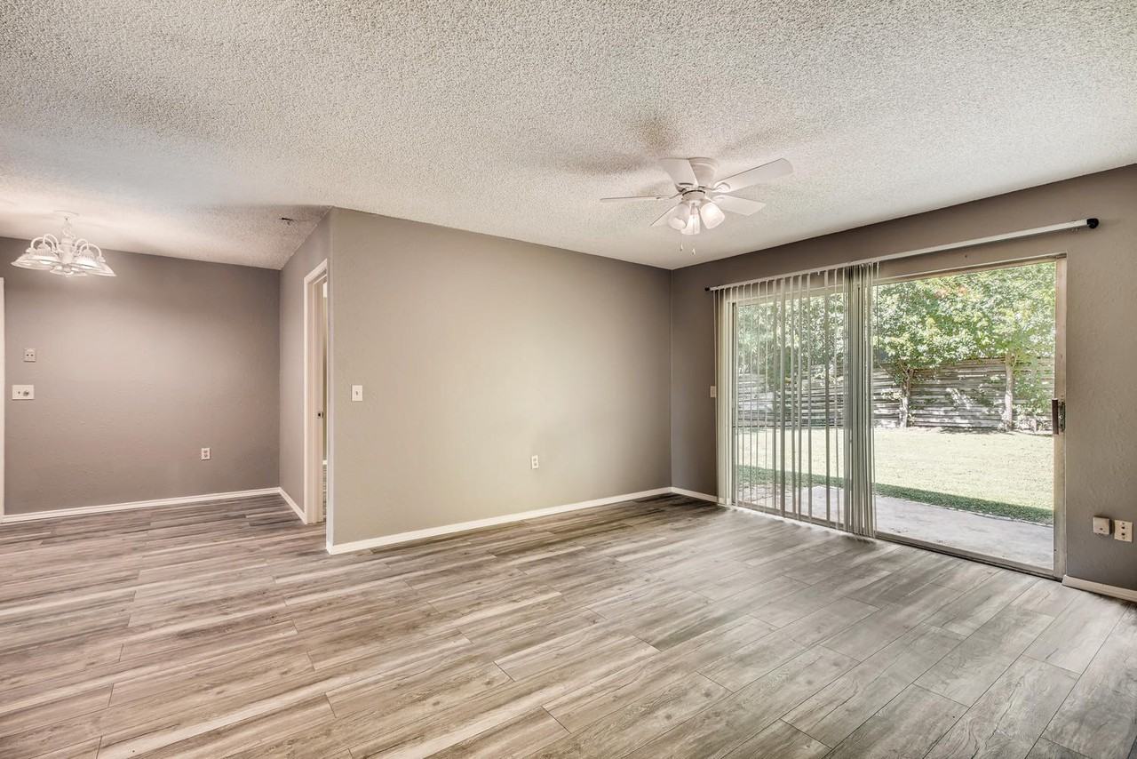 16406 Spruce Cove St #1 - Photo 7 of 50