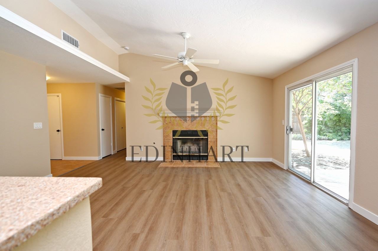 6353 N Brix Ave #1 - Photo 5 of 31