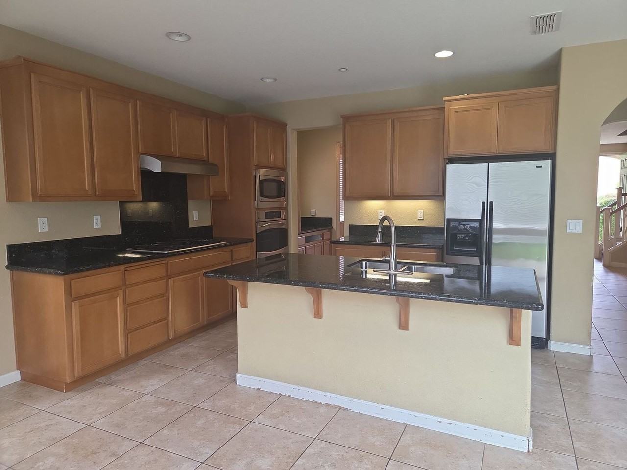 5220 Antiquity Cir - Photo 5 of 13