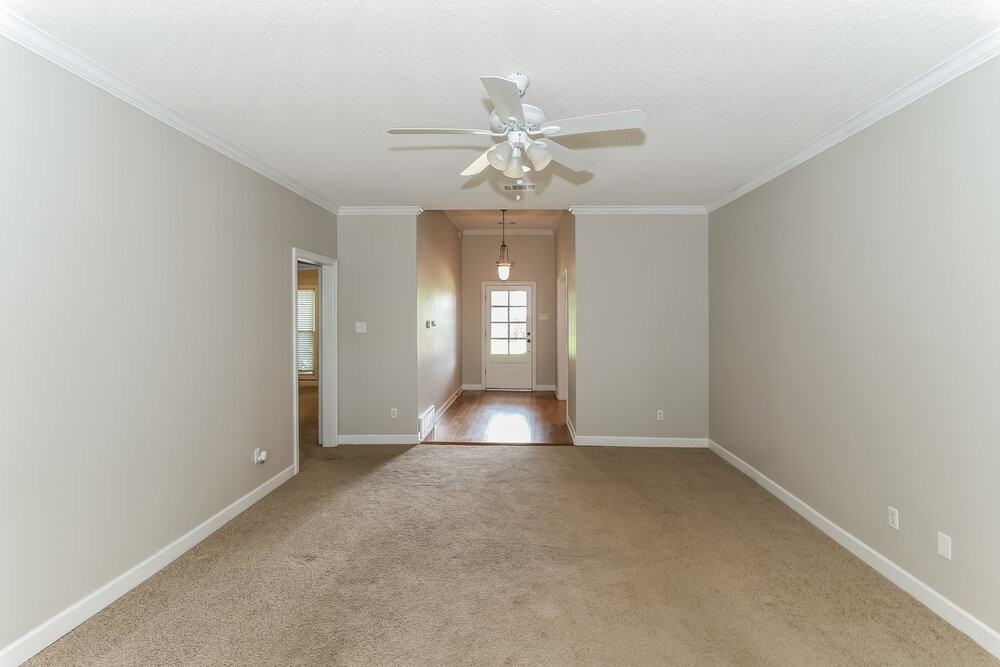 8895 Linell Cv - Photo 4 of 16