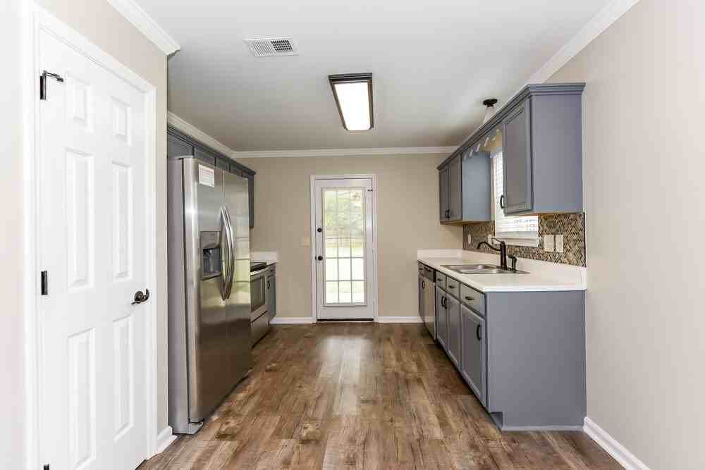 3932 Rock Creek Dr - Photo 5 of 16