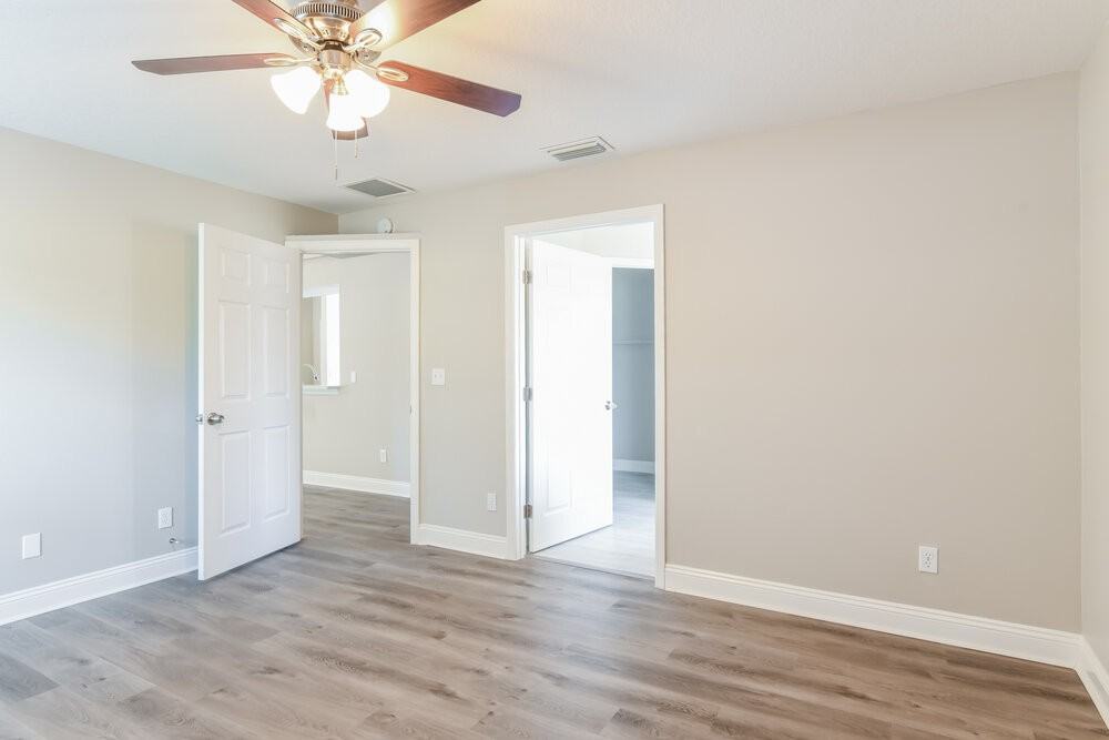 13449 Silverleaf Cir - Photo 7 of 16