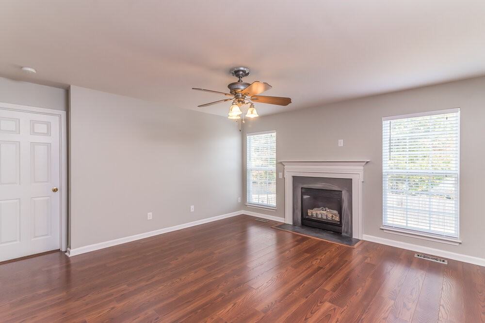 209 Briarcotes Cir - Photo 2 of 16