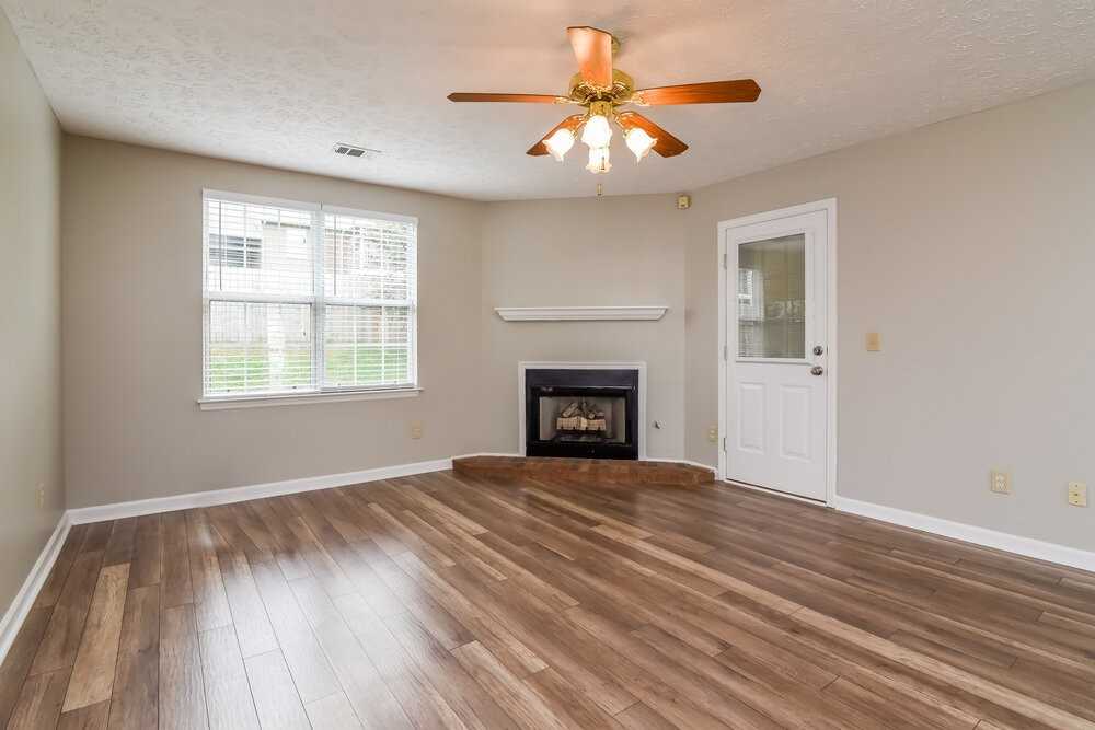 101 Edgehill Ln - Photo 2 of 13