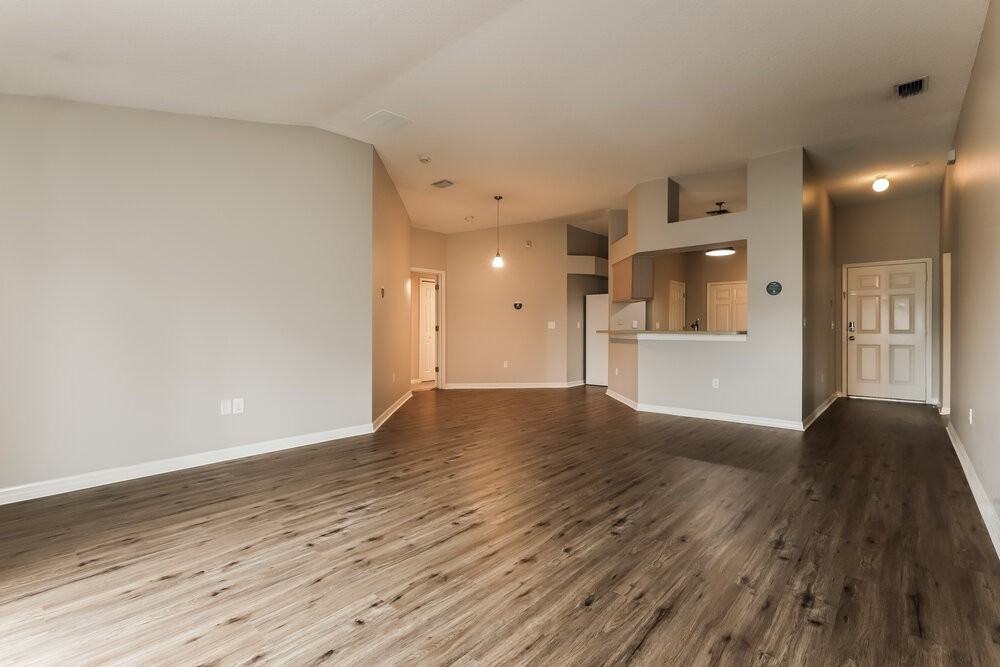 6415 Buckhead Ct - Photo 4 of 16