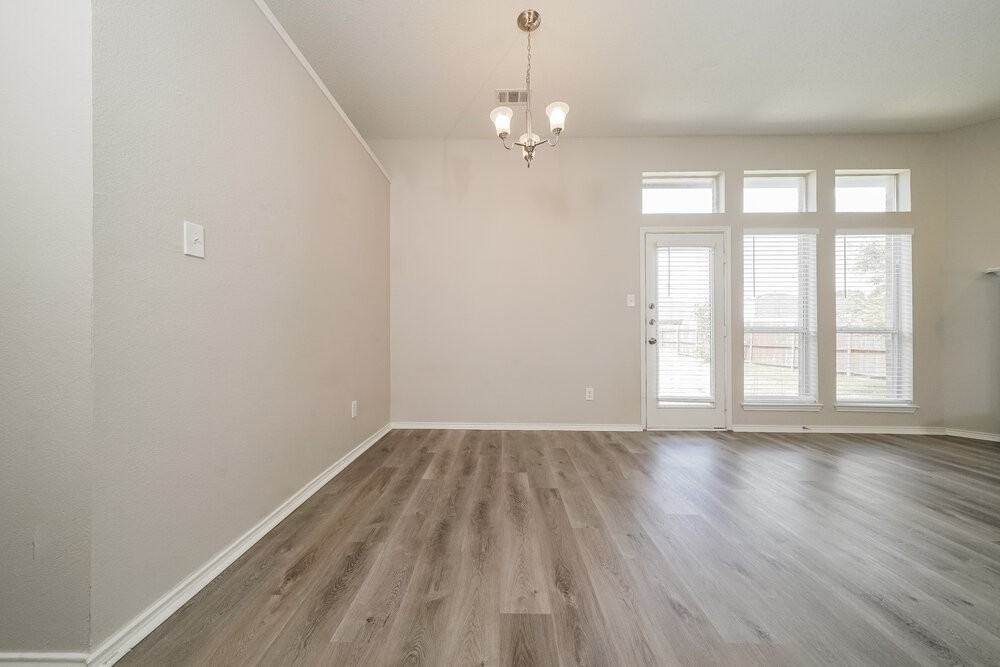 1705 Green Terrace Dr - Photo 5 of 16