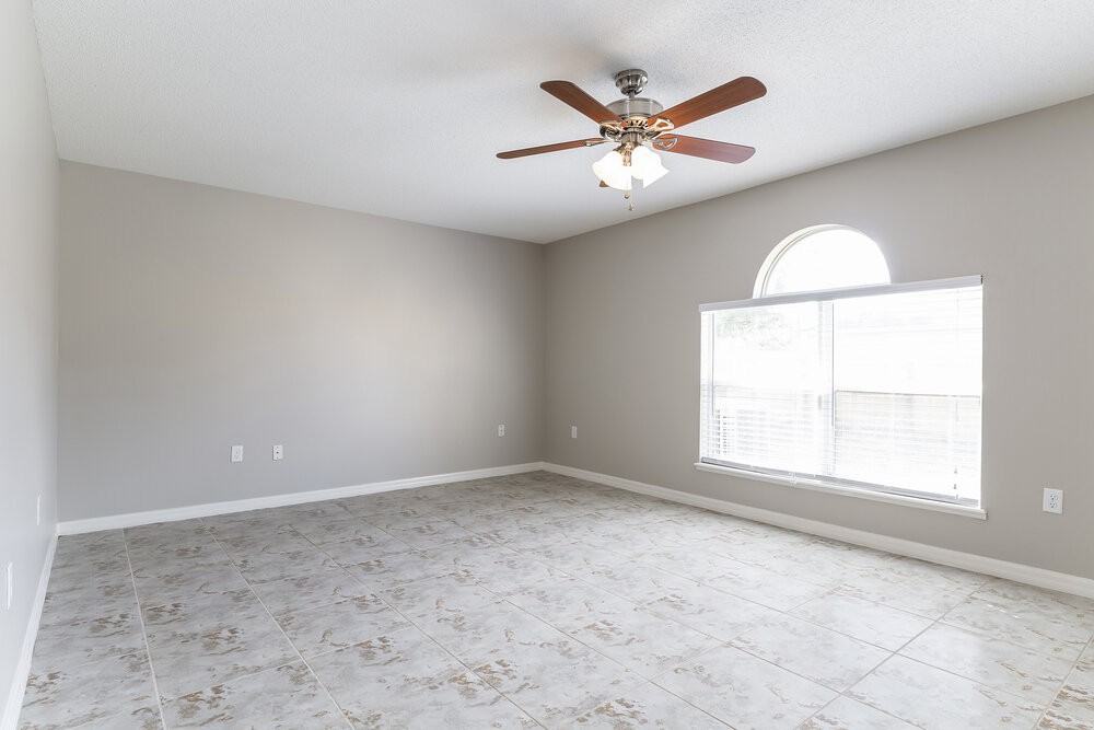 2902 Elbib Dr - Photo 2 of 15