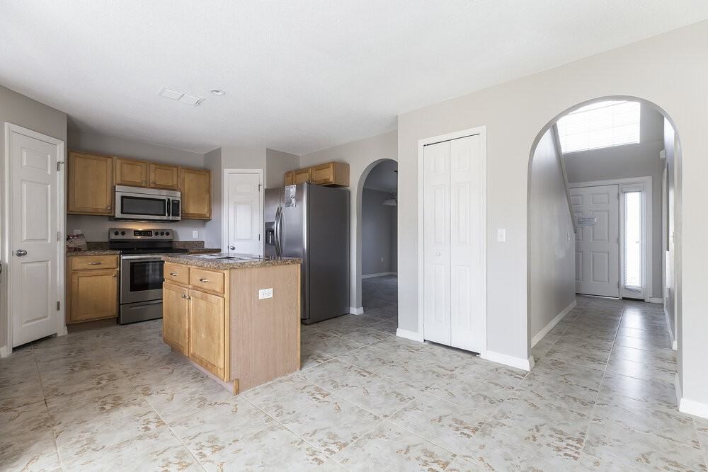 2902 Elbib Dr - Photo 7 of 15