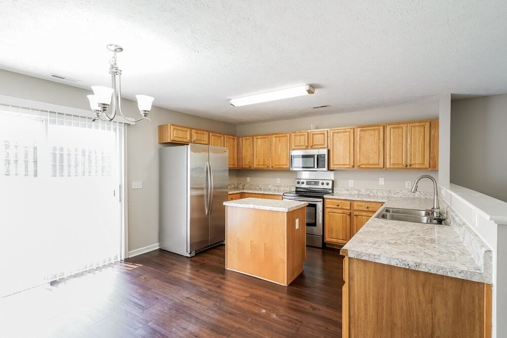 3624 Coles Branch Dr - Photo 6 of 17