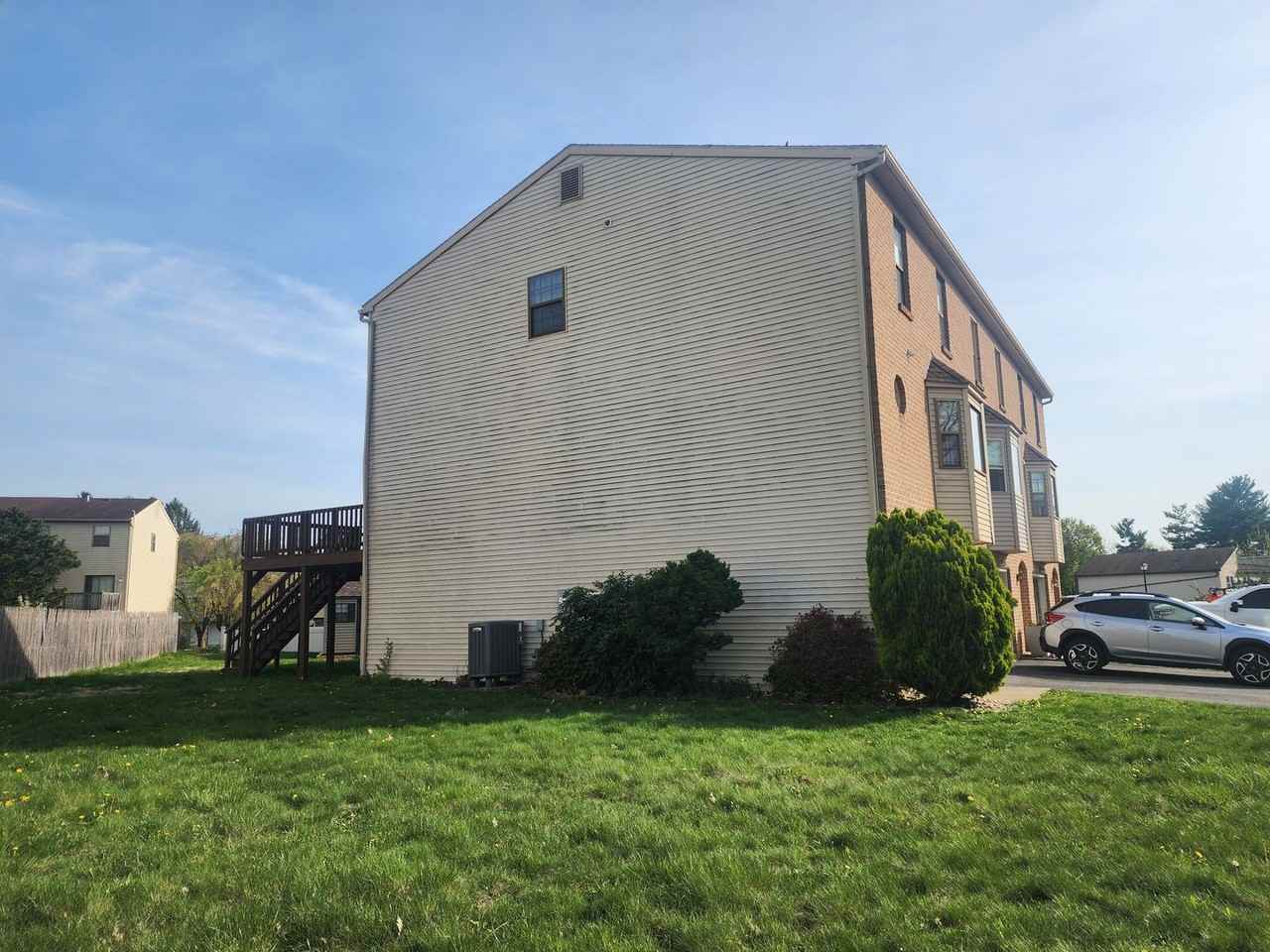 460 Vera Cir - Photo 2 of 29