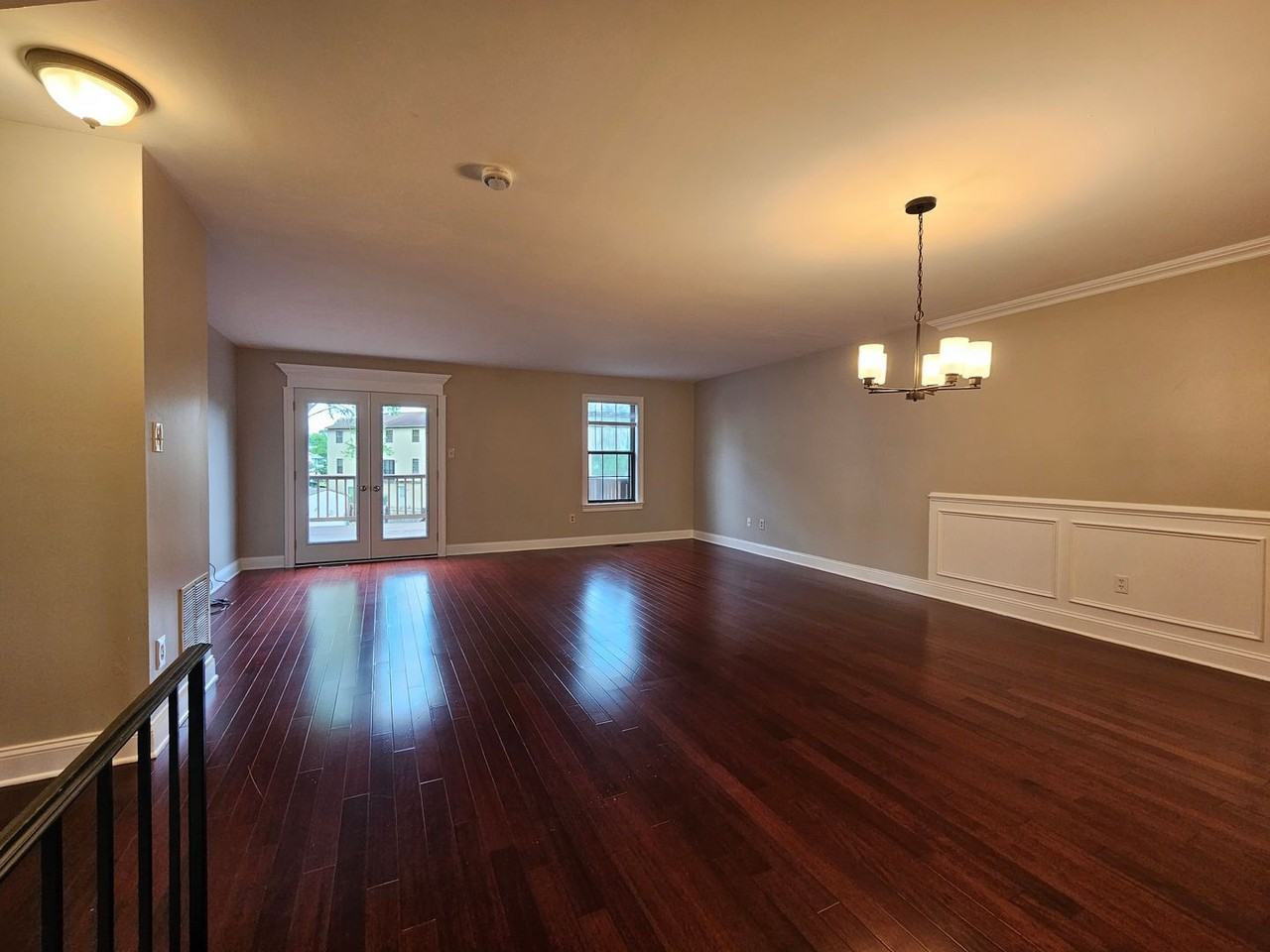 460 Vera Cir - Photo 4 of 29
