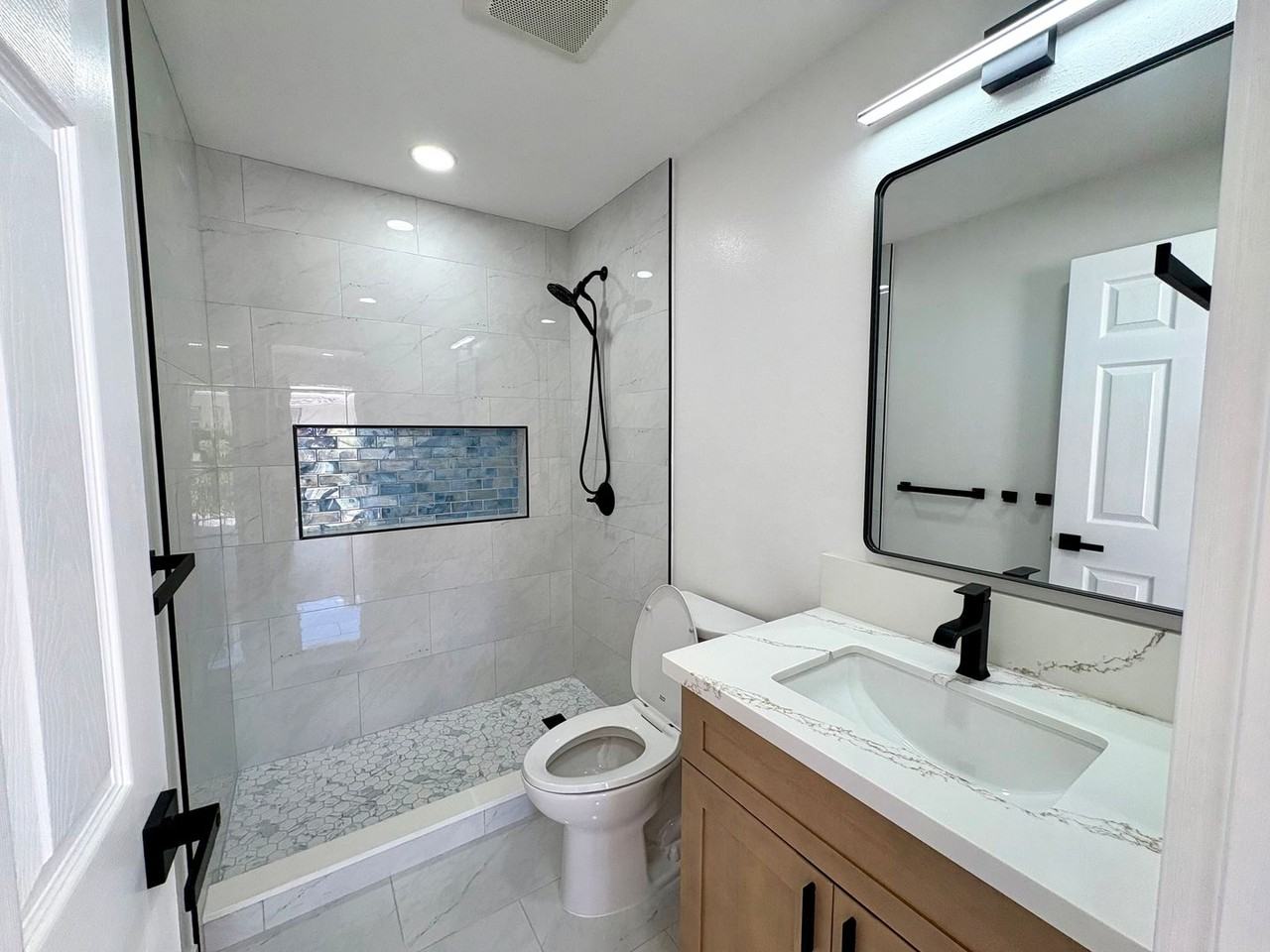 3634 Halekipa Pl #A - Photo 6 of 16