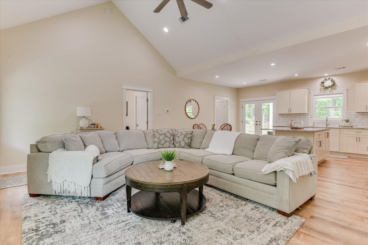 272 Old Barnwell Rd - Photo 6 of 26