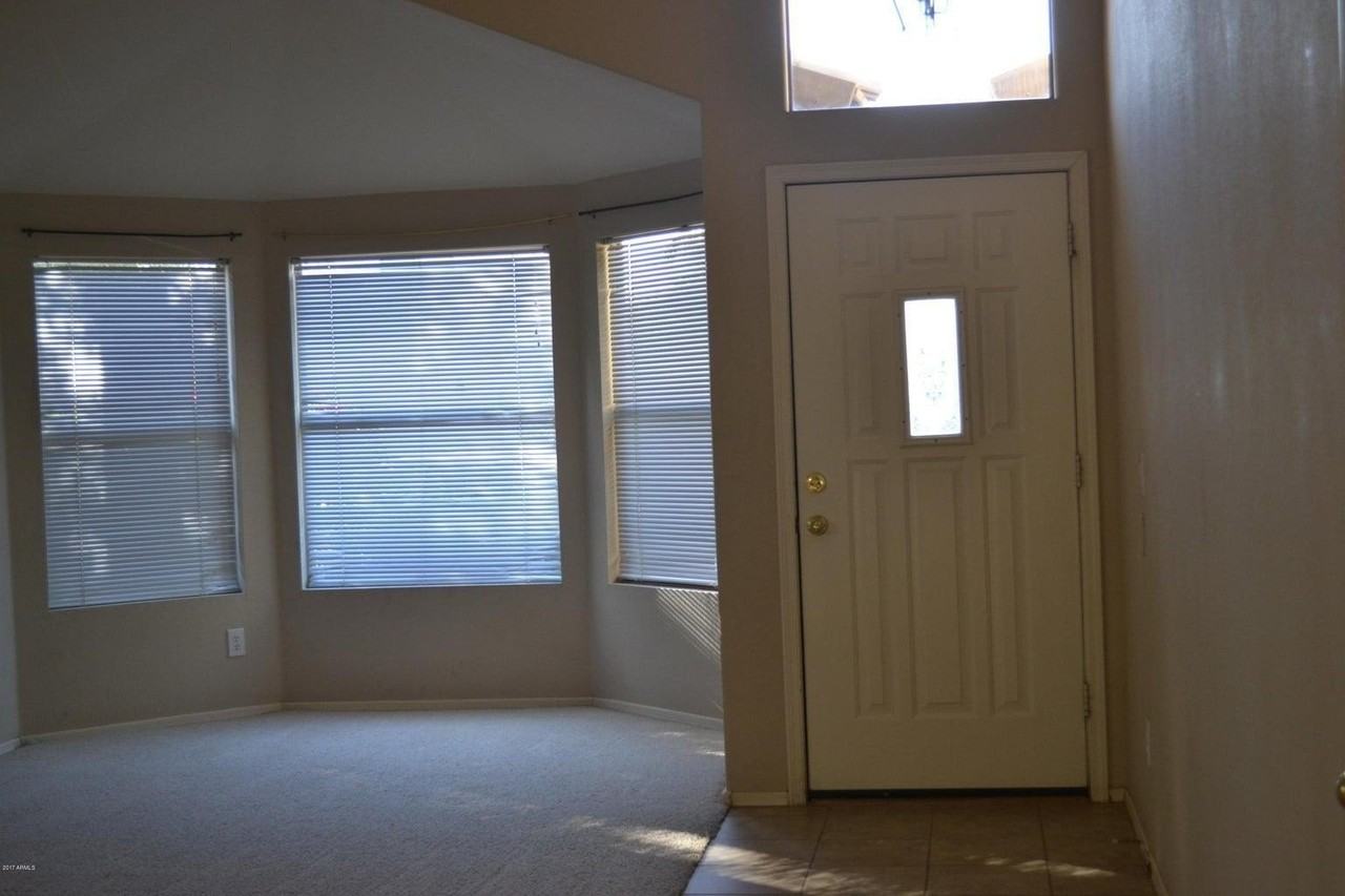 8240 E Obispo Ave - Photo 3 of 16