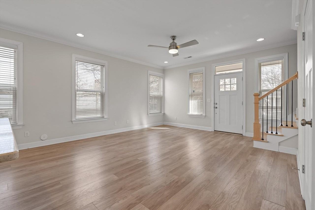 1507 Washington St - Photo 3 of 50