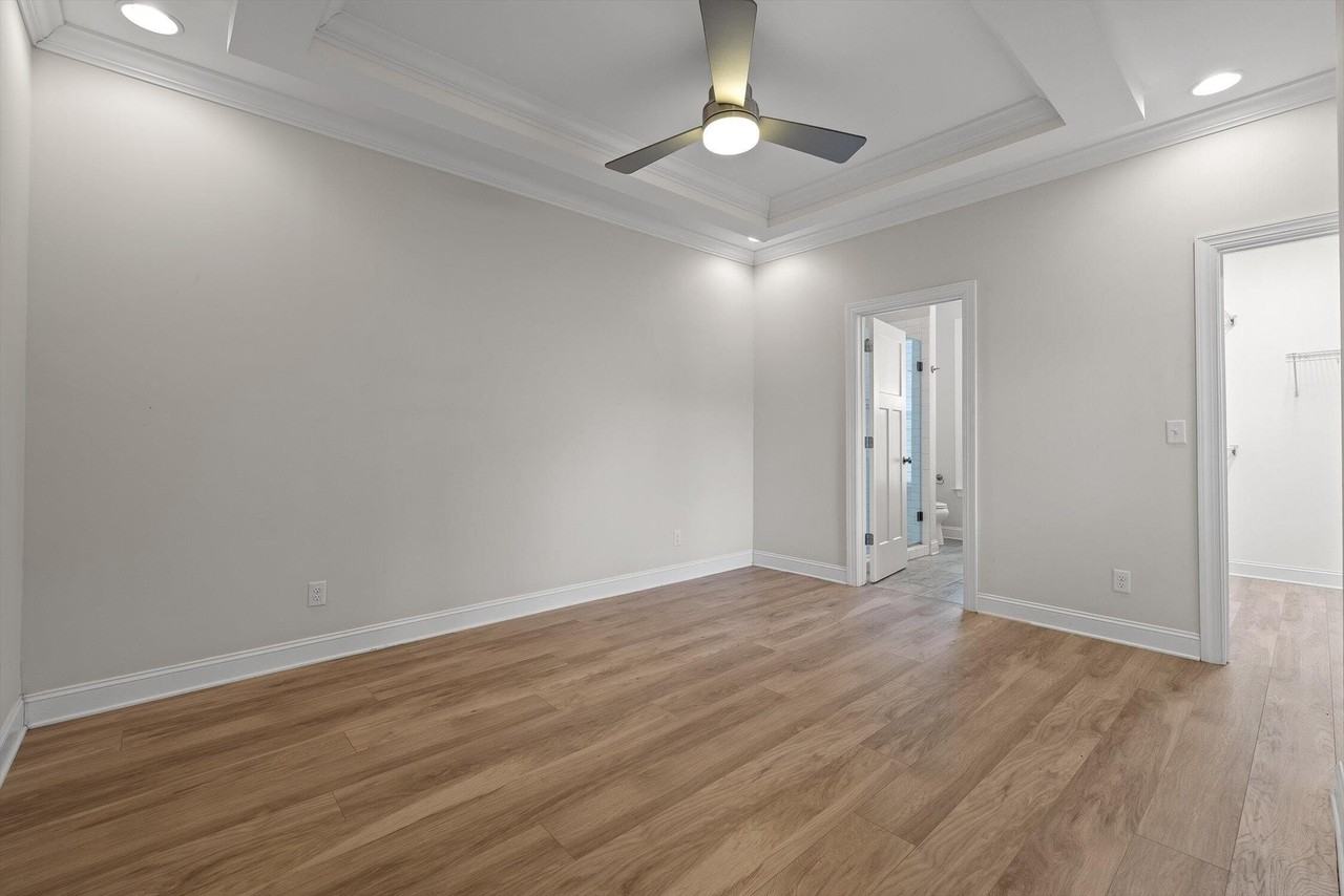 1507 Washington St - Photo 5 of 50