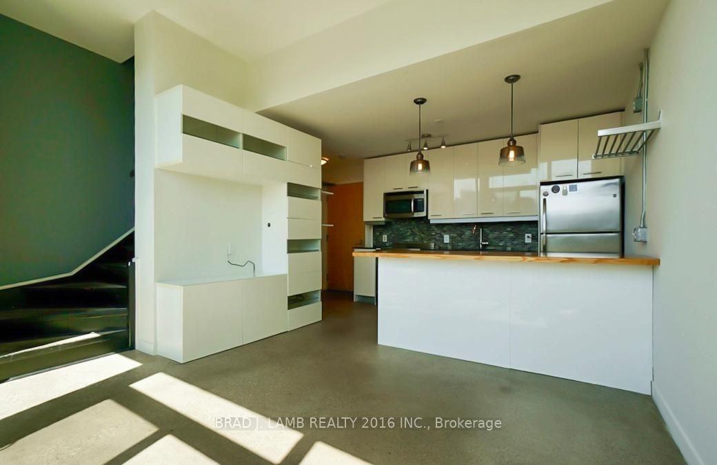 510 King Street East - Photo 3 of 24