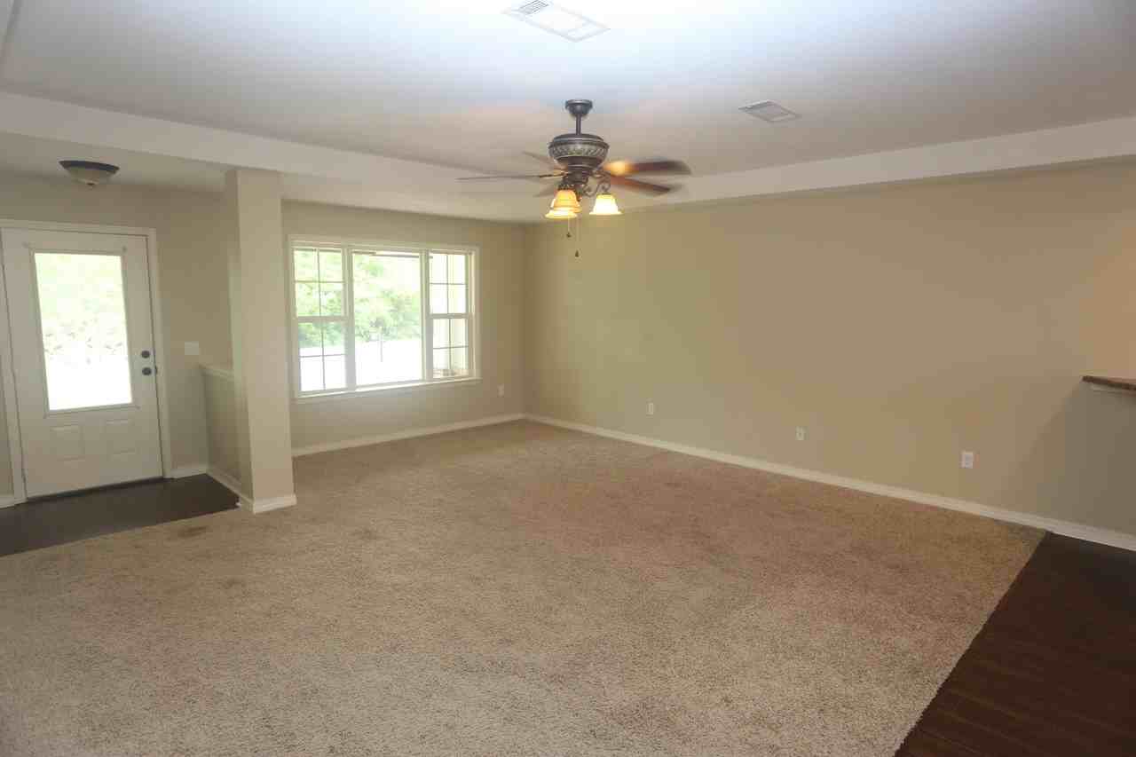 594 Hunters Ridge Rd - Photo 2 of 12
