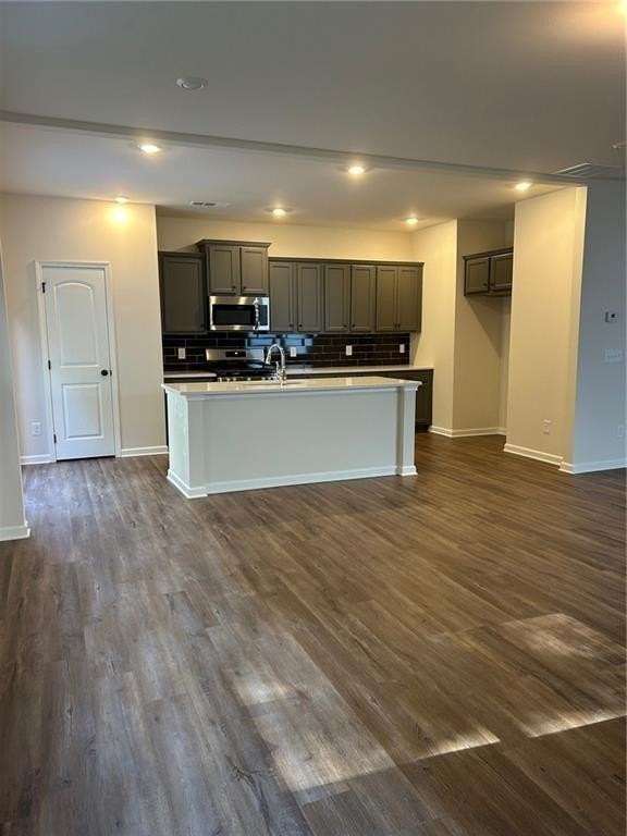 138 Parkwood Dr - Photo 2 of 22