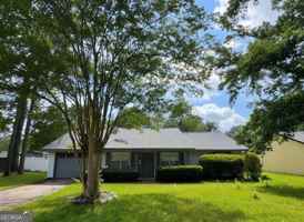 featured image of 204 Merriwood Cir