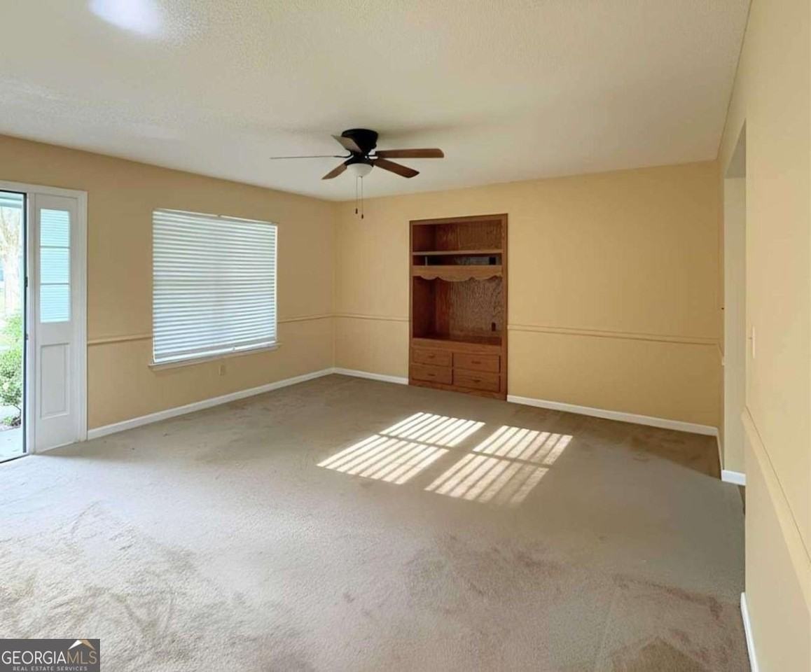 204 Merriwood Cir - Photo 2 of 24