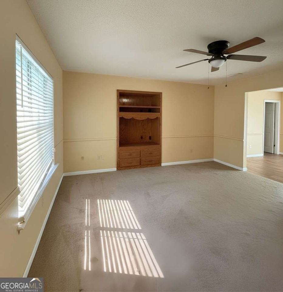 204 Merriwood Cir - Photo 3 of 24