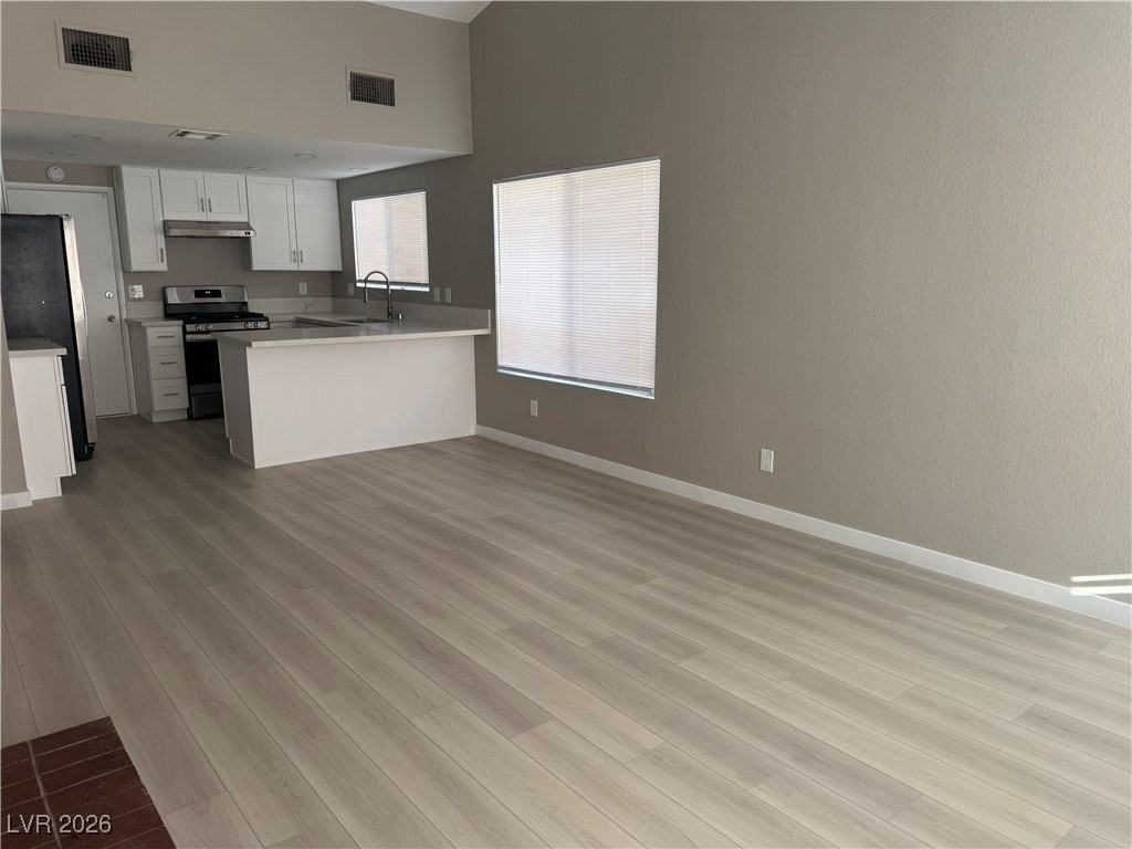 7447 Palermo Ave - Photo 6 of 26