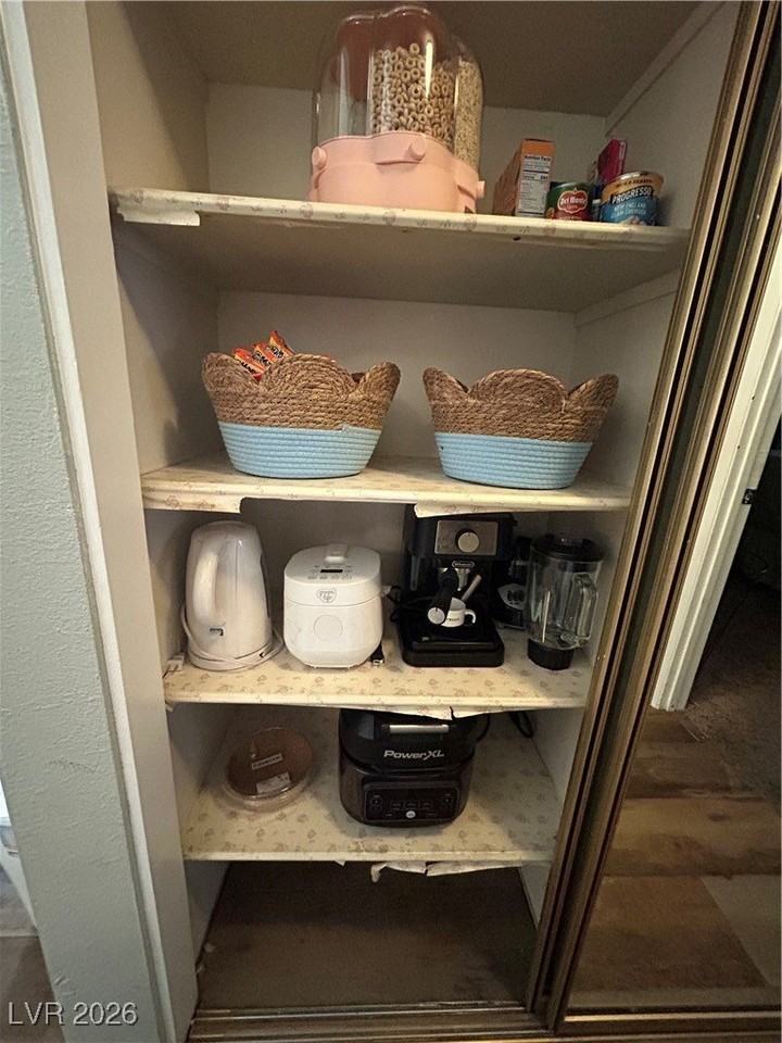 1481 Lorilyn Ave #4 - Photo 6 of 24