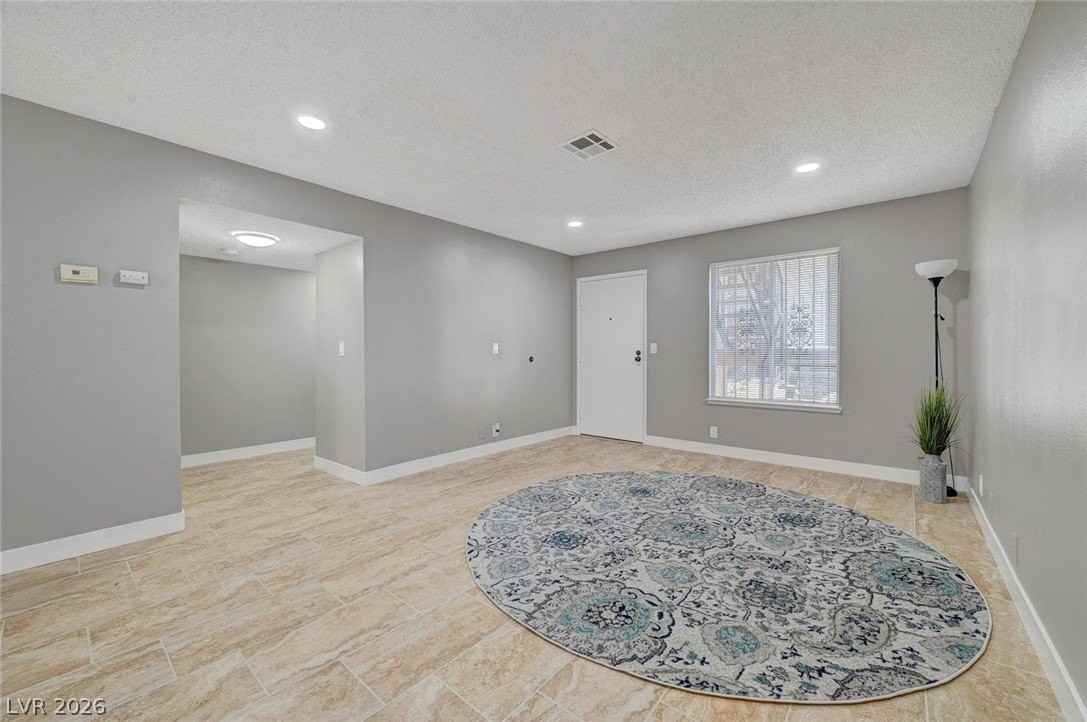 3240 Cameron St #A - Photo 3 of 15