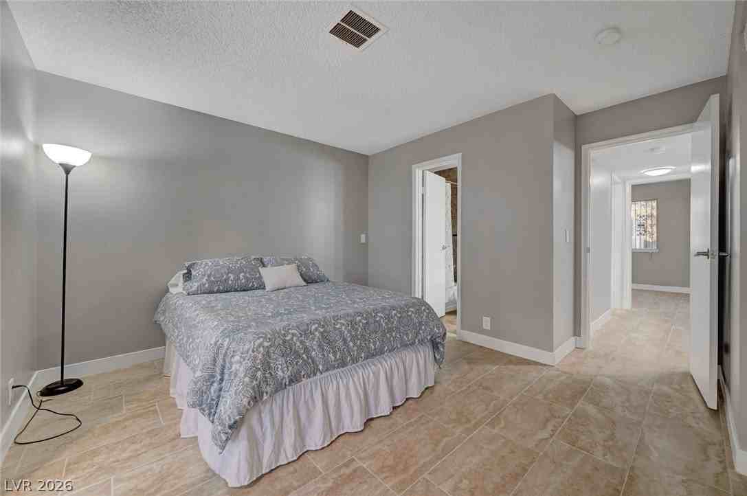 3240 Cameron St #A - Photo 6 of 15