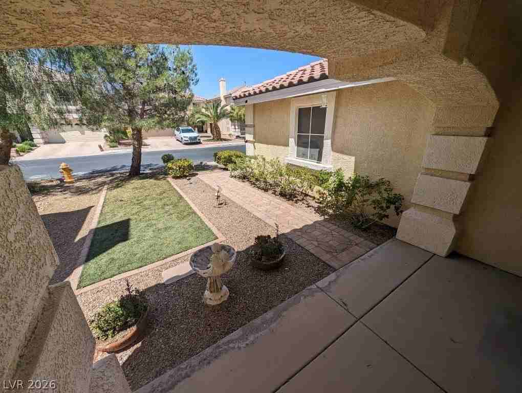 10900 Royal Highlands St - Photo 3 of 30