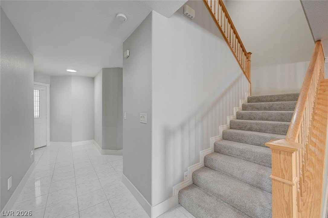 304 Roma Ln - Photo 4 of 50