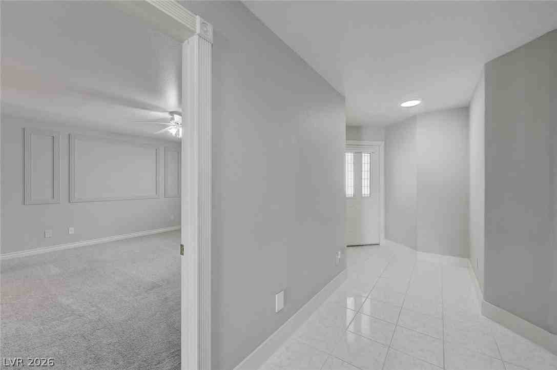 304 Roma Ln - Photo 5 of 50